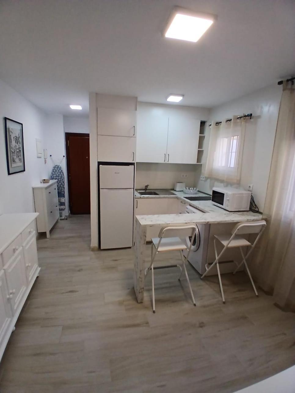 Apartamento Centrico Малага Екстериор снимка