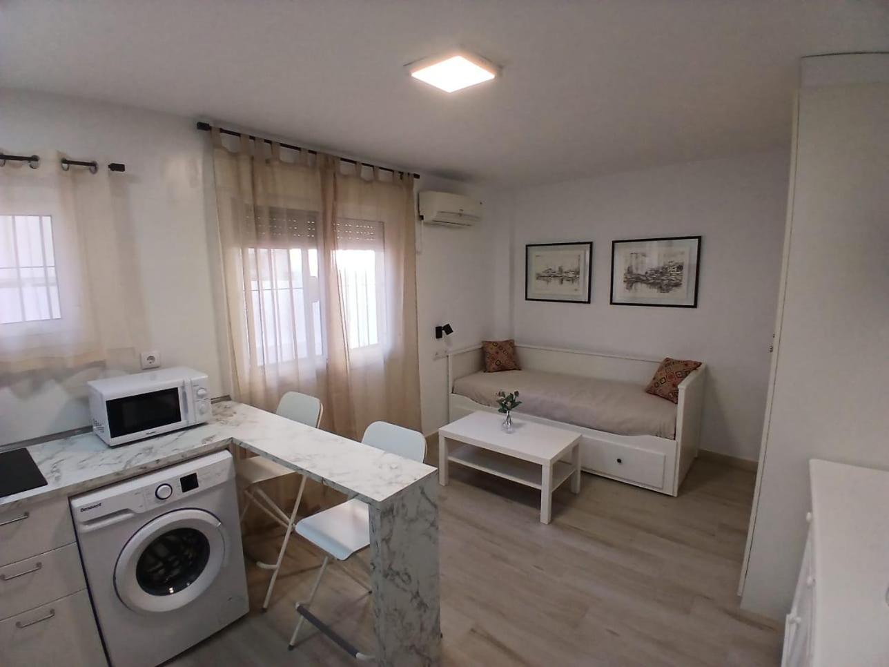 Apartamento Centrico Малага Екстериор снимка