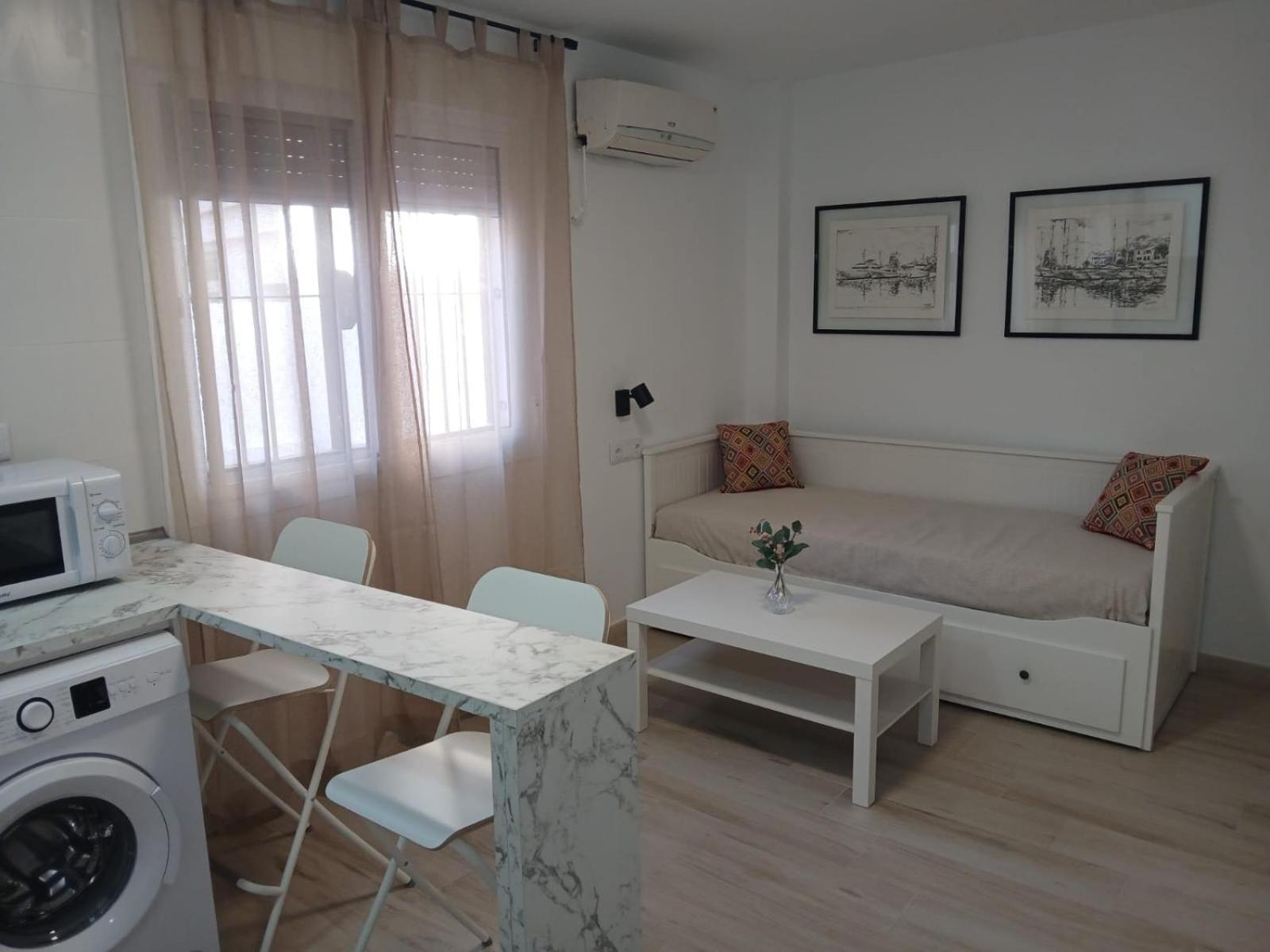 Apartamento Centrico Малага Екстериор снимка